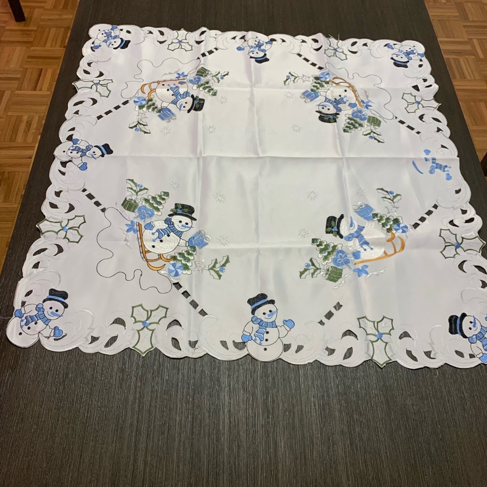 Square table cover